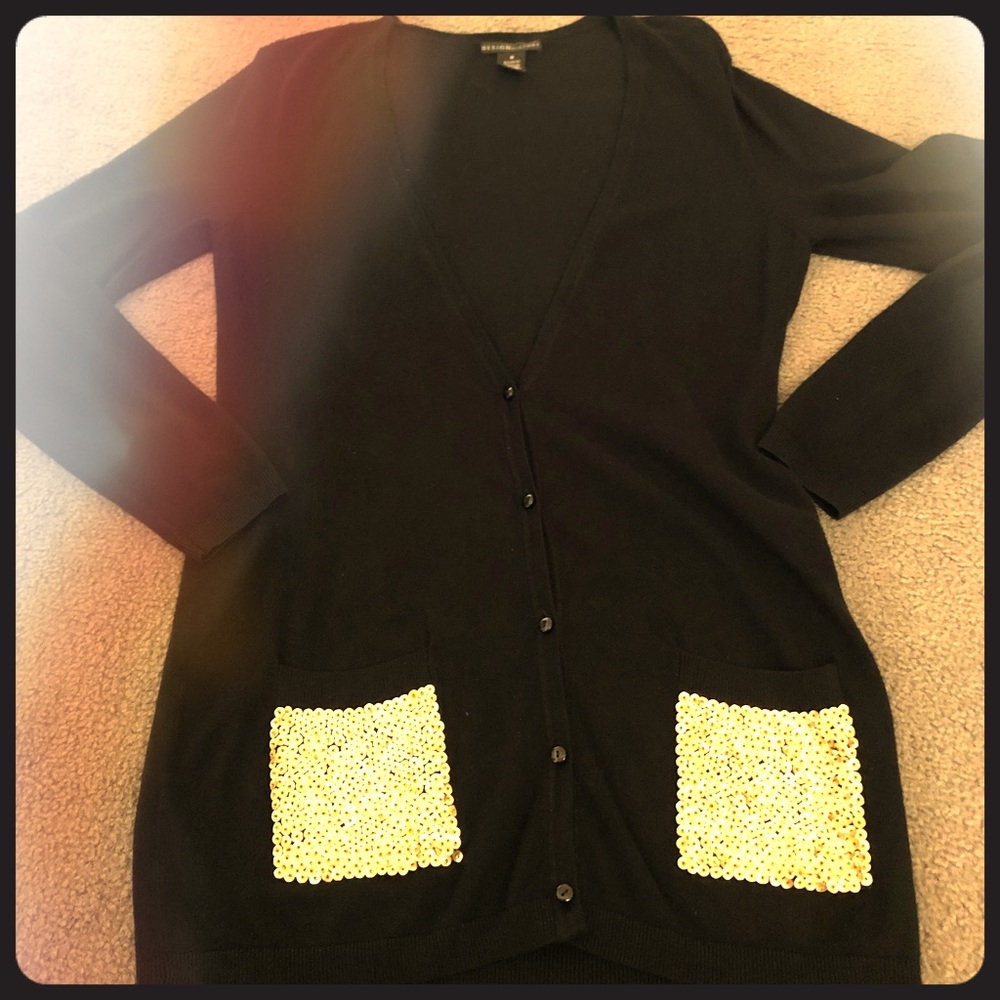 Black Cardigan w Gold sequin pockets